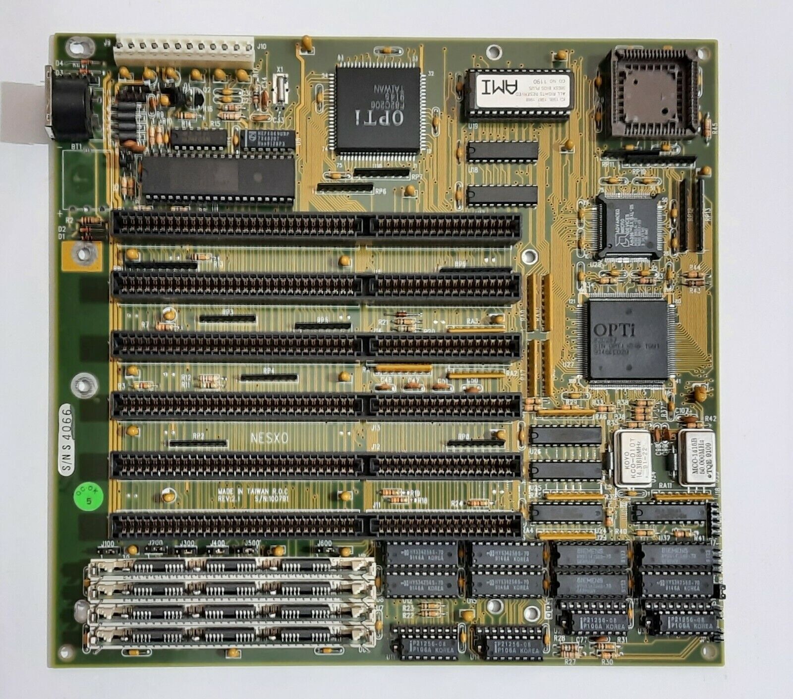 Caching Tech NESXO 386 ISA Retro Motherboard + AMD Am386SX 25MHz + 5MB RAM