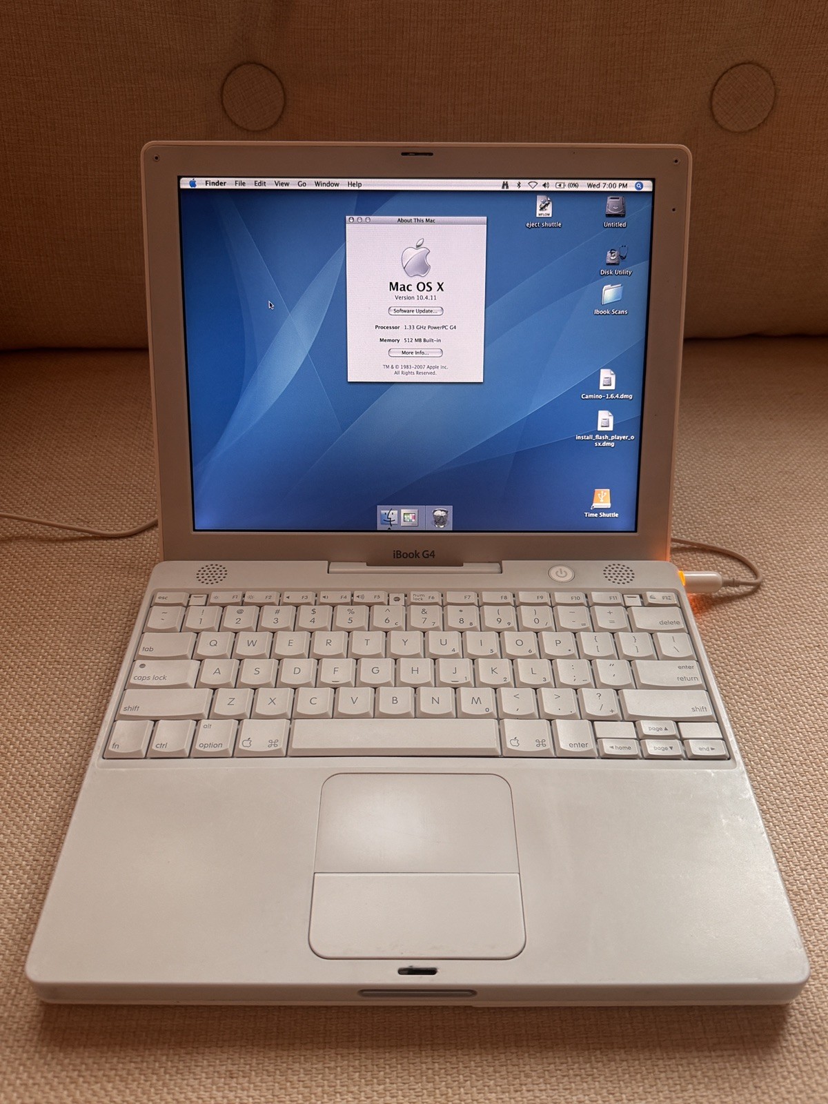 Apple A1133 12" iBook G4 PowerPC G4 (1.5) 512MB RAM bundle Apple Power Adapter