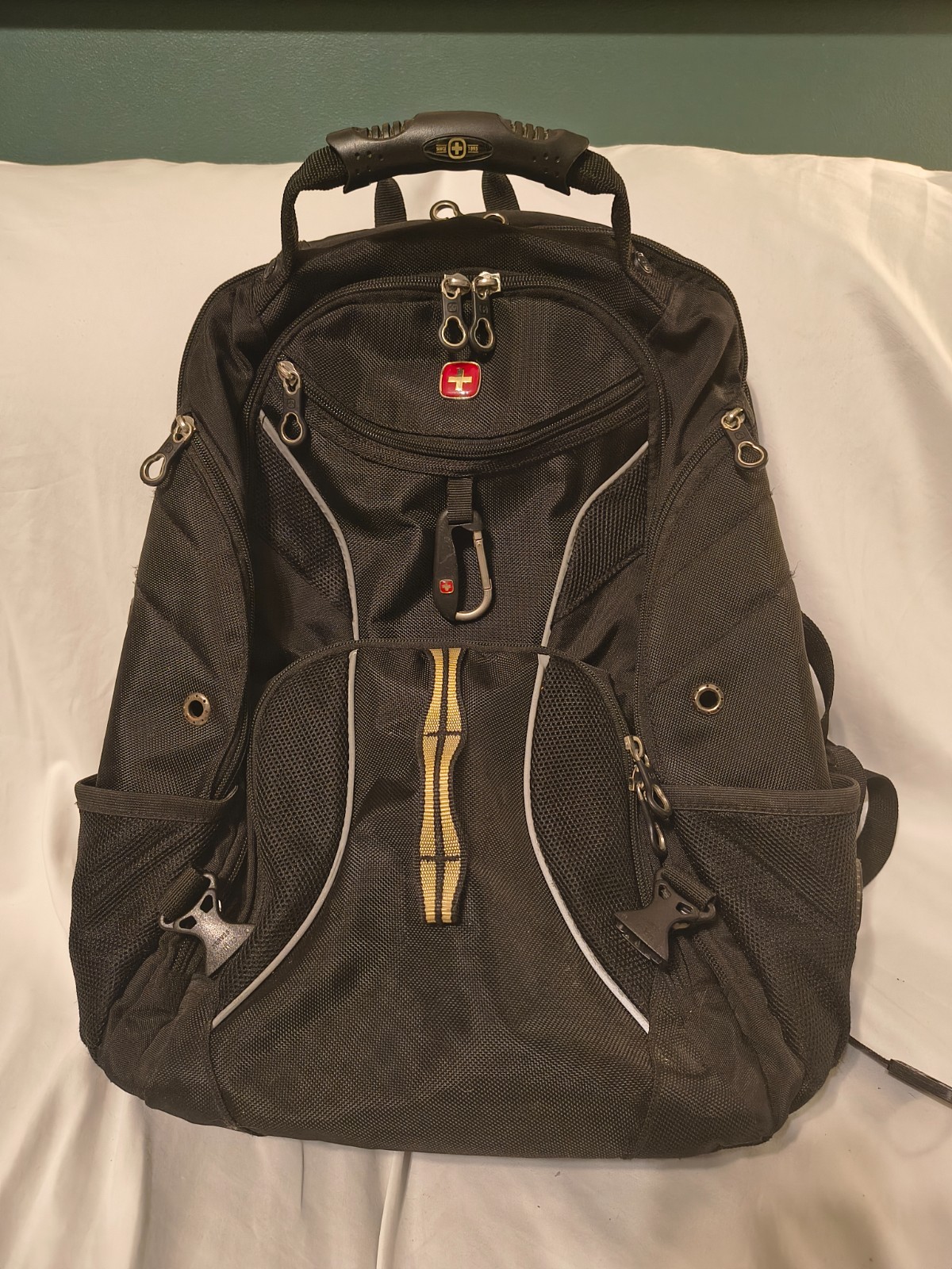 SwissGear 1900 AirFlow ScanSmart Laptop Backpack Travel & Commute: TSA APPROVED
