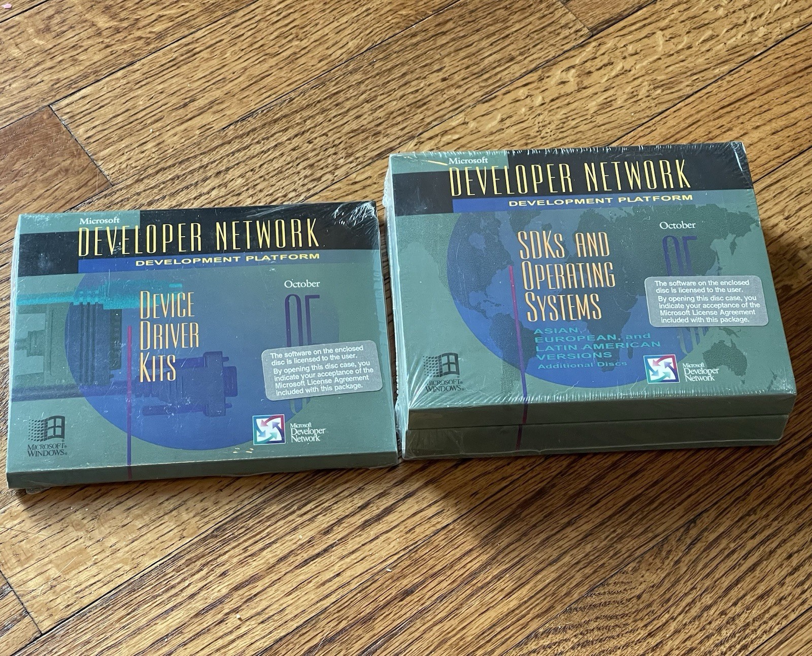 Microsoft Developer Network (MSDN) Operating Systems & SDKs & DDKs 1995 Sealed