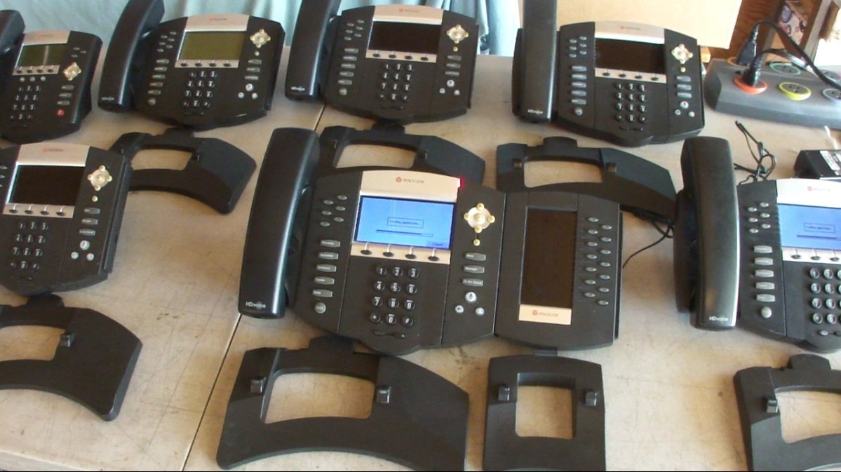 LOT 6x Polycom SoundPoint IP 670 SIP VoIP PoE + 1 x IP 450 Phones. Powered On.