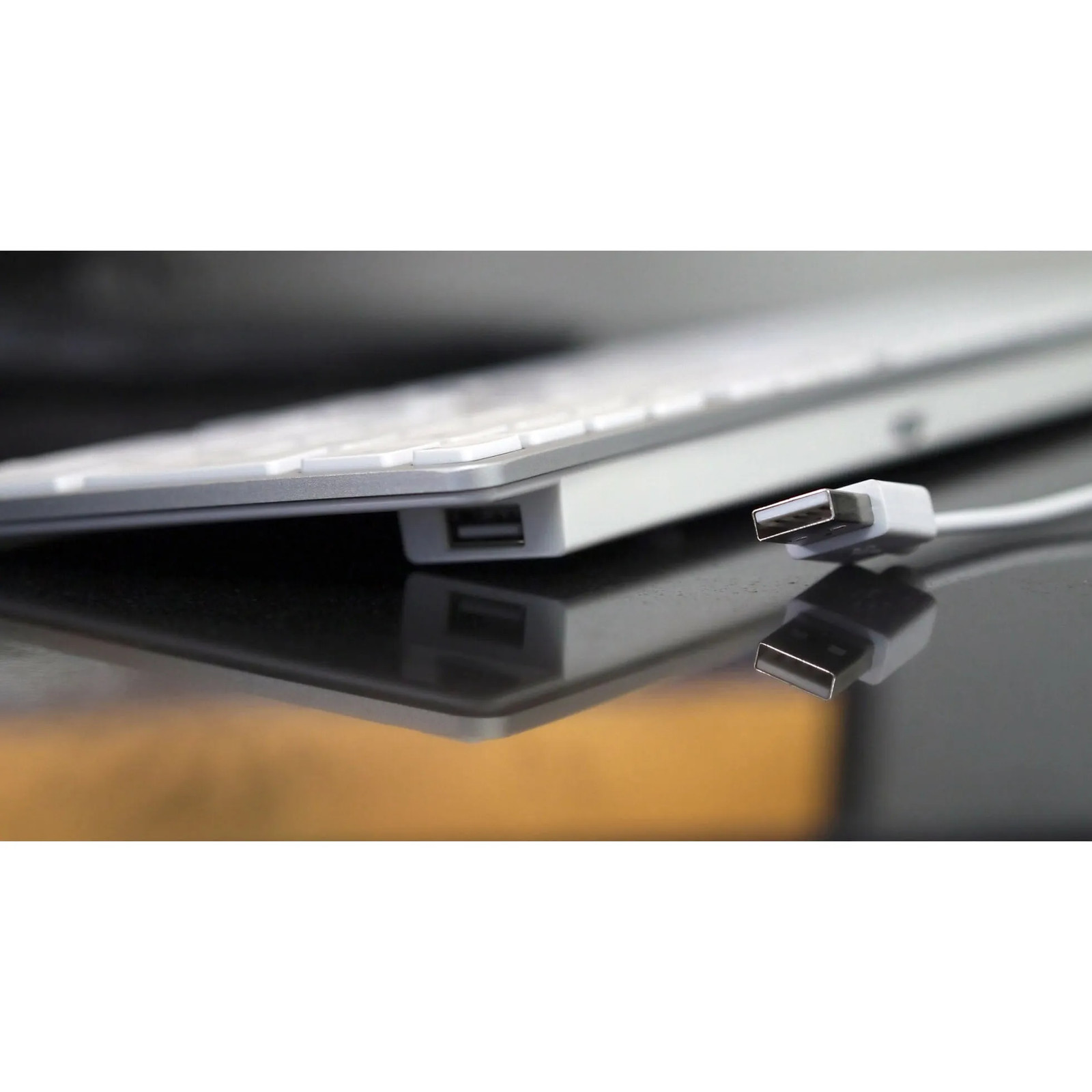 Matias FK318LB MATIAS BACKLIT ALUMINUM KEYBOARD SPACE GRAY