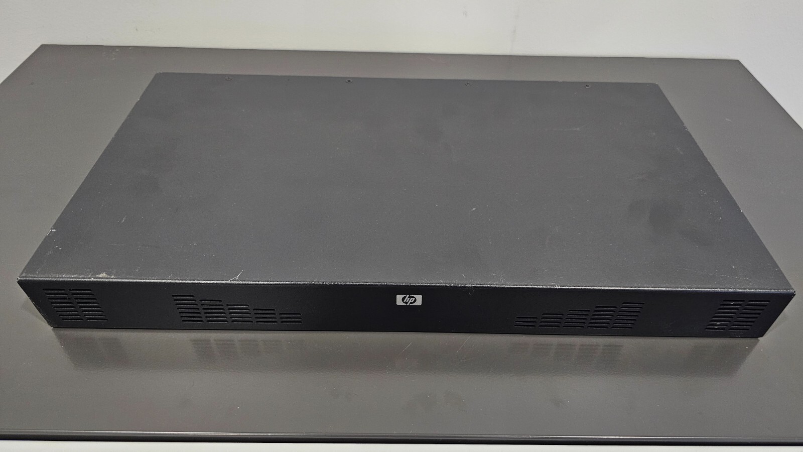 AF622A HP G2 4X1EX32 KVM Console Switch 578714-003 580647-001 with Rack Mounts