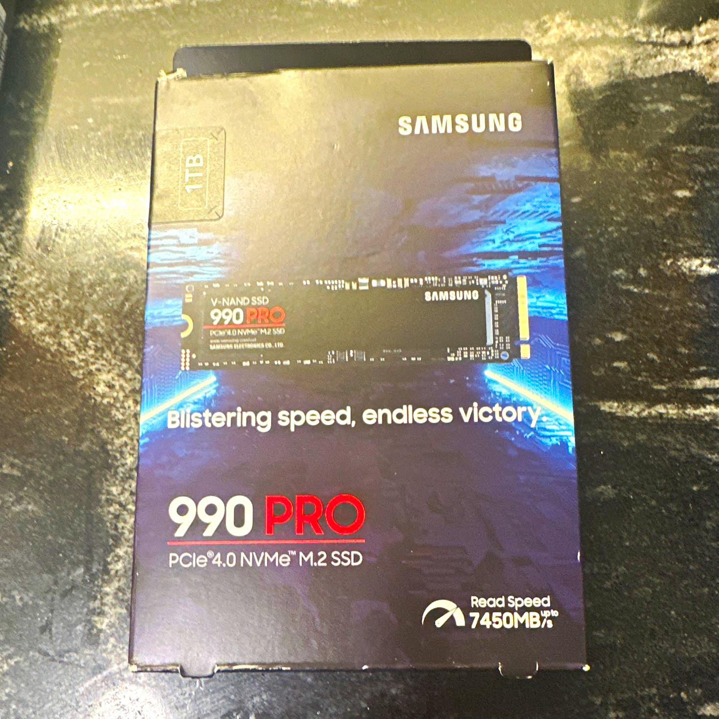 New Samsung 990 PRO 1TB PCIe 4.0 NVMe M.2 Internal SSD 7450MB/s MZ-V9P1T0B
