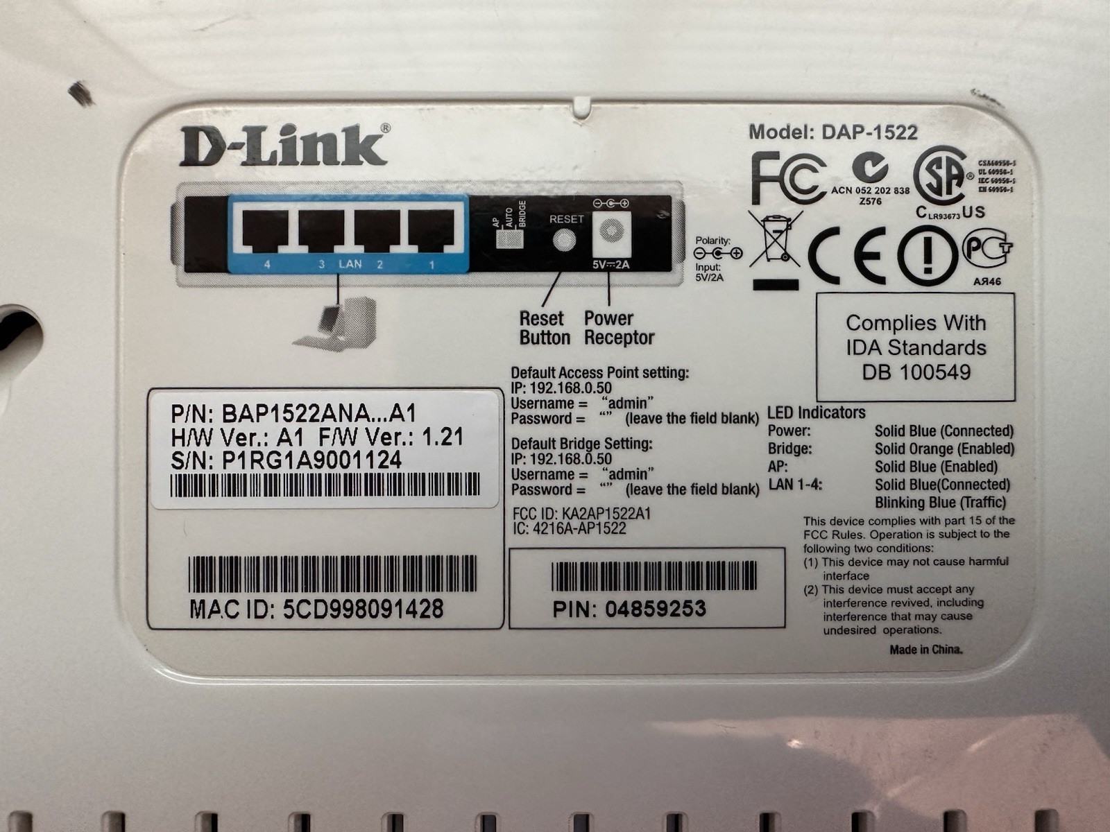 D-Link DAP-1522 Wireless Access Point/Bridge 300 Mbps 4-Port Gigabit White