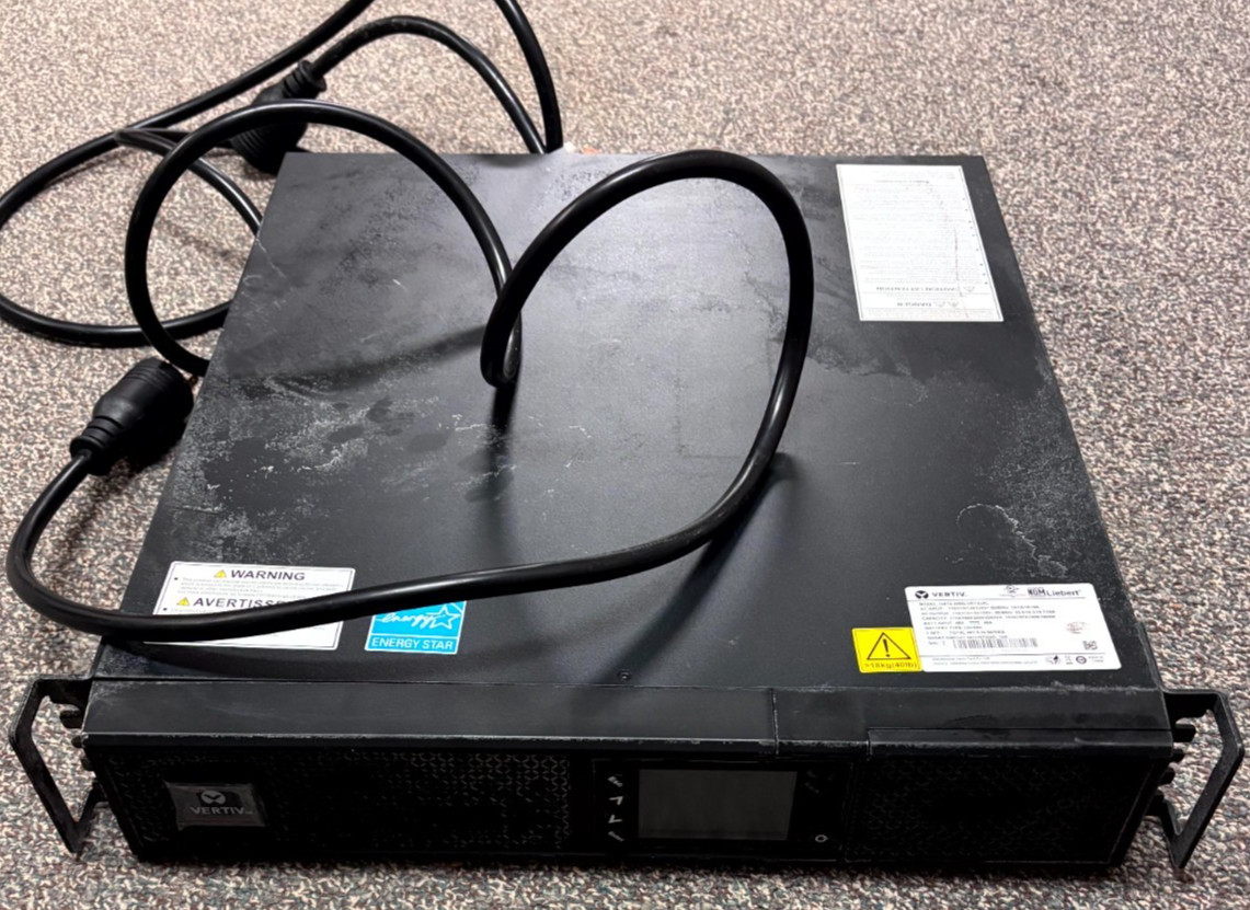 Vertiv Liebert GXT5-2000LVRT2UXL 2000VA 1800W Rack/Tower With Batteries Turns On