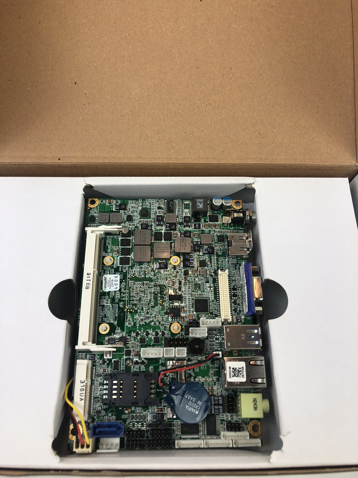 Aewin EM-6335A-D10 3.5” AMD Embedded Motherboard GX-420CA Dual Core 1.0 GHz (T7)