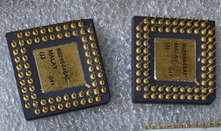 Intel A80387DX-25 SX104 Ceramic Gold Pin 80387 Math Coprocessor CPU Untested