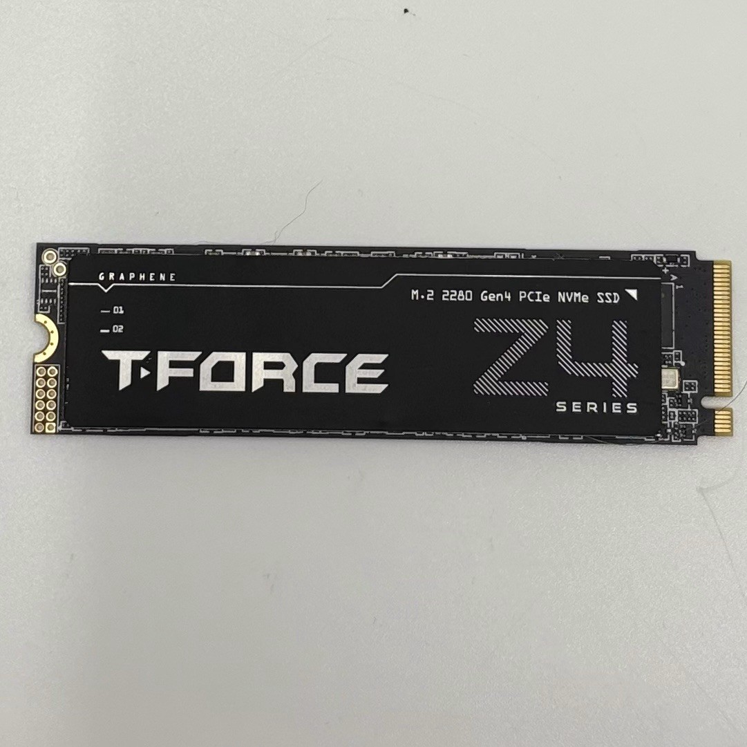 TeamGroup Z4 2280mm T-Force 1TB M.2 NVMe Gen 4.0 x 4 SSD Z44A7Q