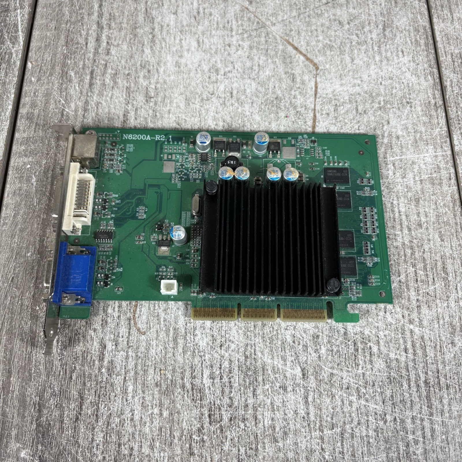 EVGA e-GeForce 6200LE 256MB DDR2 AGP 8X Graphics Card