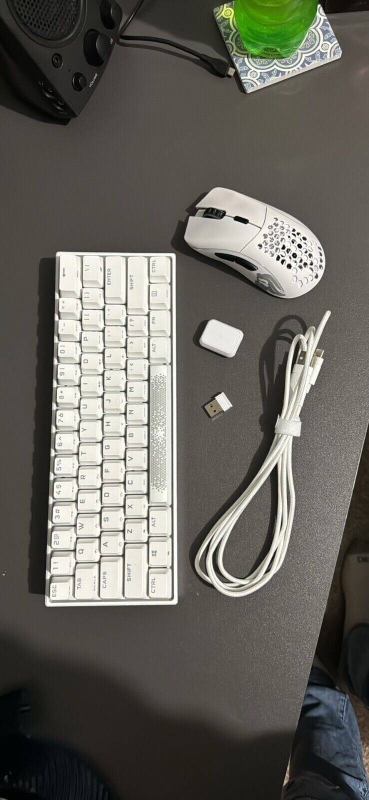 Corsair K65 Mini RGB White Edition - Glorious Model D Wireless Gaming Mouse RGB 