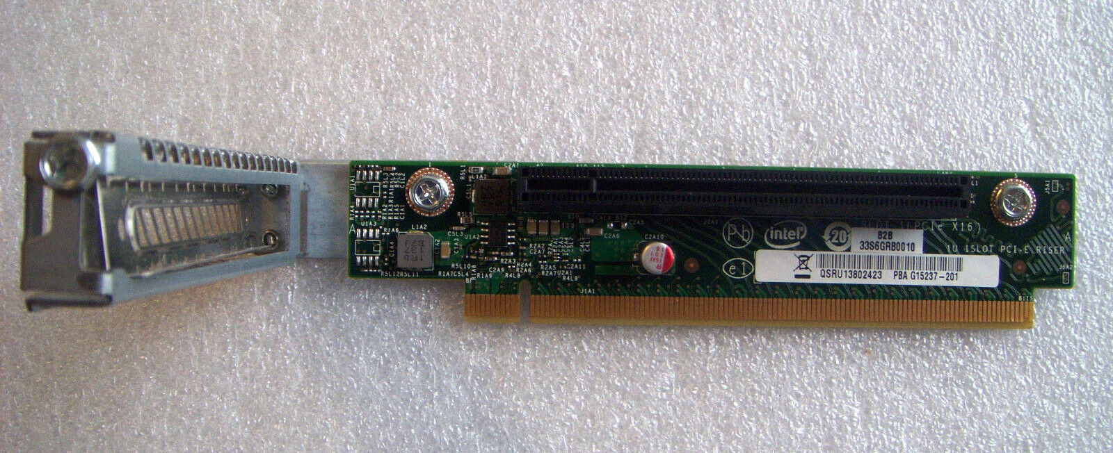 Intel R1208GZ4G 1U 1-Slot PCI Express Riser Card Assembly PBA G-15237-201