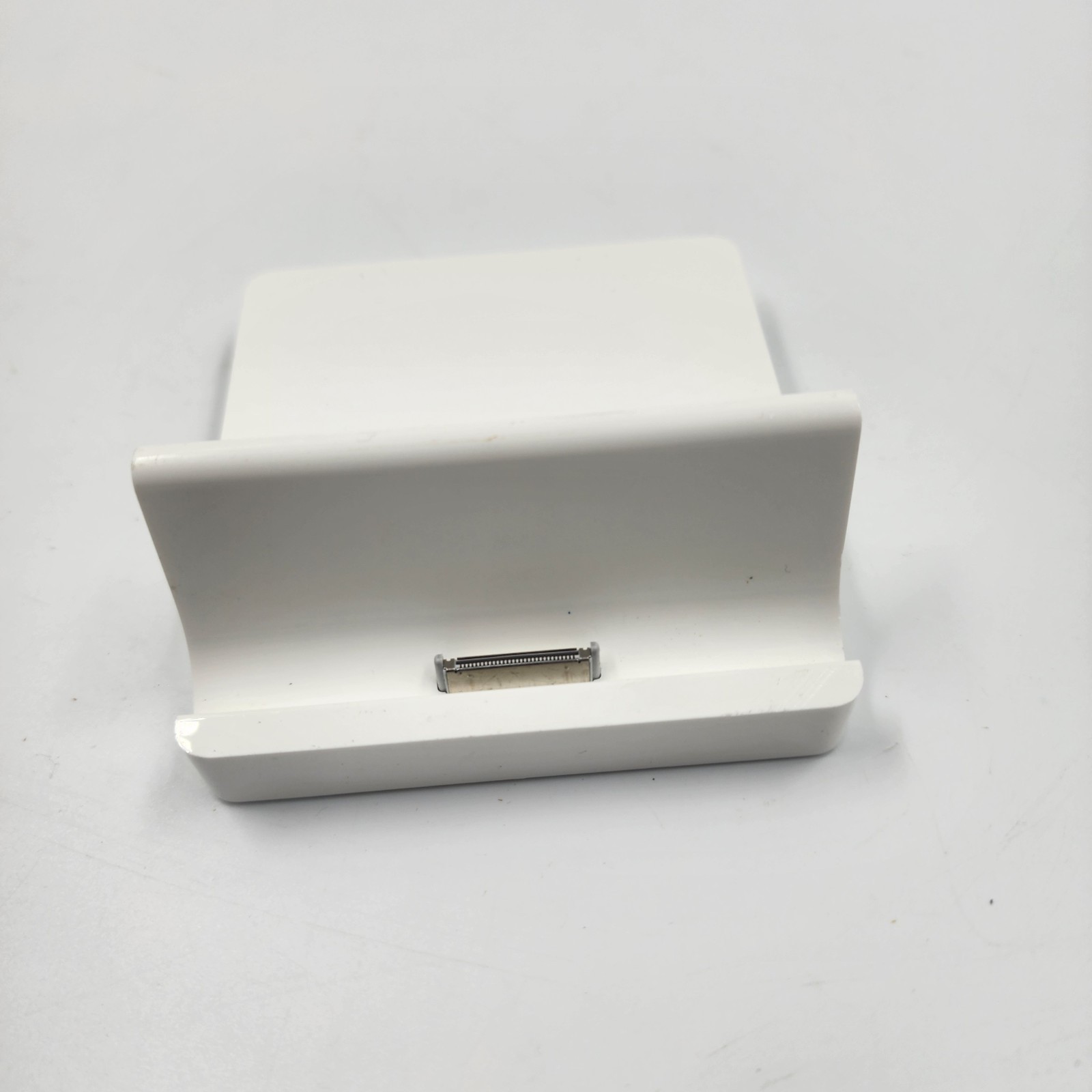 Apple iPad 30‑Pin Charging Dock A1381  – Genuine Apple Accessory