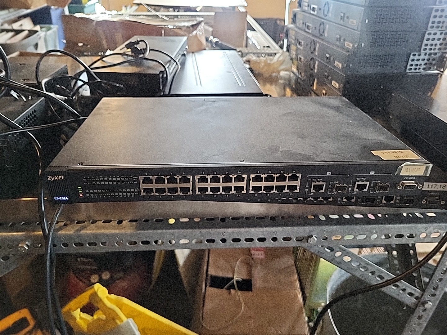 Zyxel ES-2024PWR L2 Managed Ethernet Switch with Cord Great Cond Fast Shipping