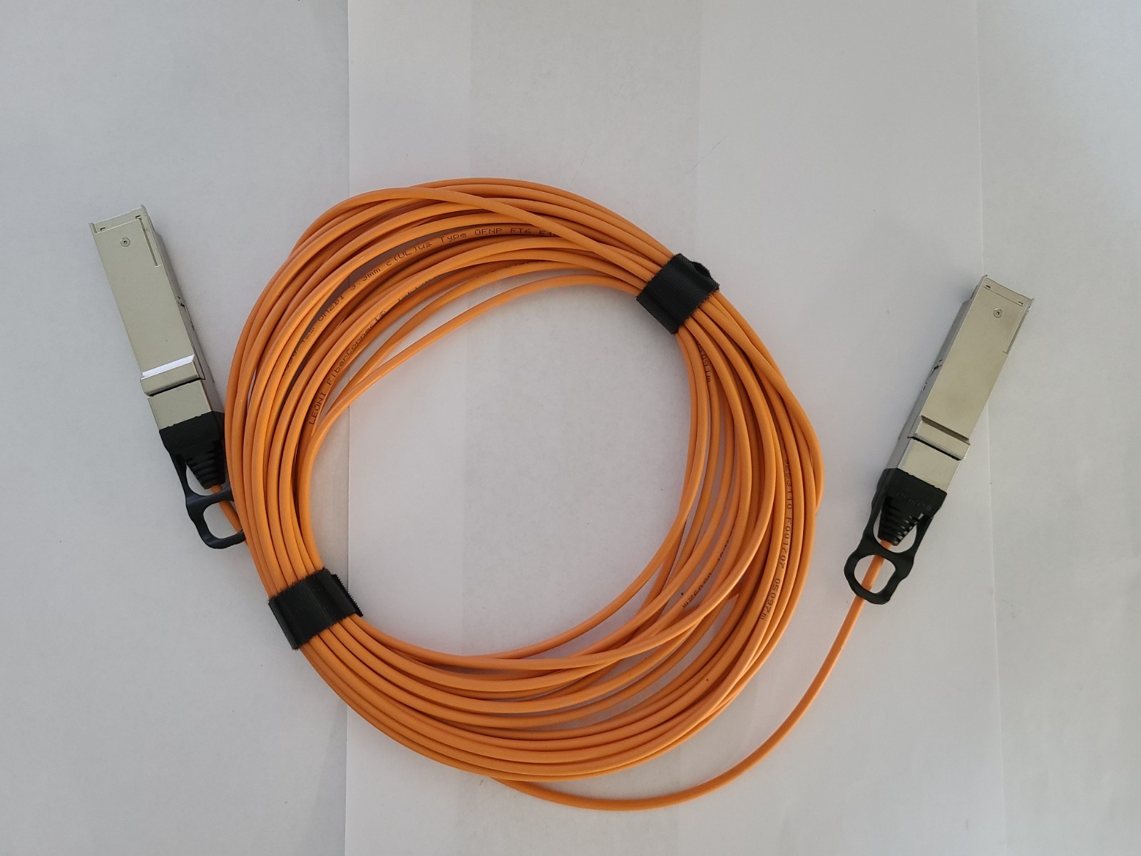 Finisar FCBN410QB1C10 - 10m / 40G QSFP AOC
