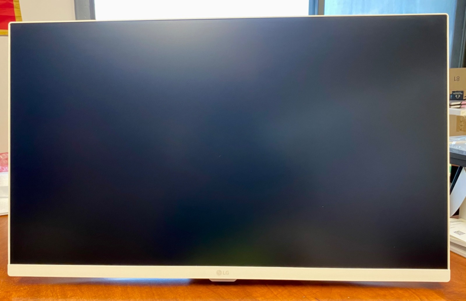 LG 27U55WSA Smart Monitor -- SCRATCH & DENT