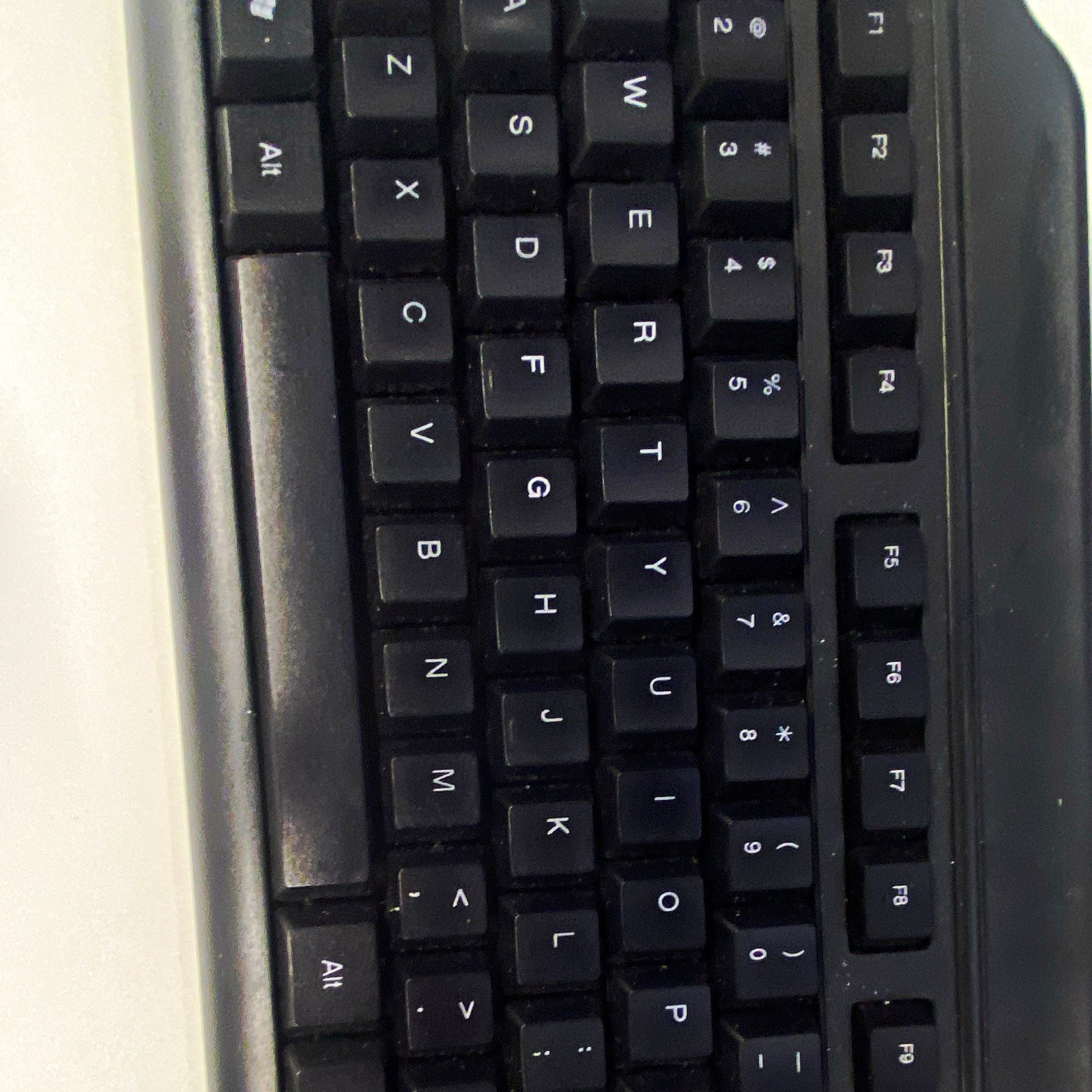Microsoft Wired Keyboard 600 USB Plug & Play Multimedia Keys Black QWERTY
