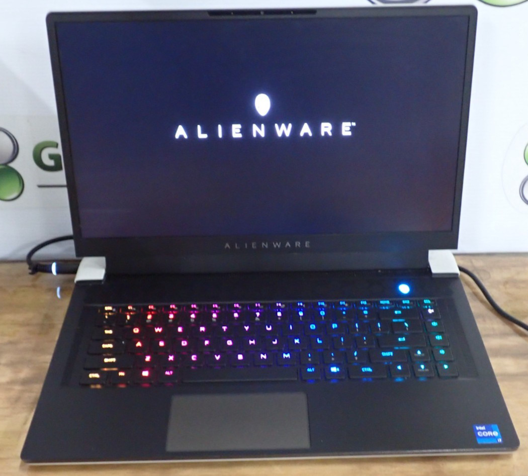 Alienware x15 R1 Intel i7-11800H 2.30GHz 32GB RAM 1 TB NVMe RTX 3070 NO Battery