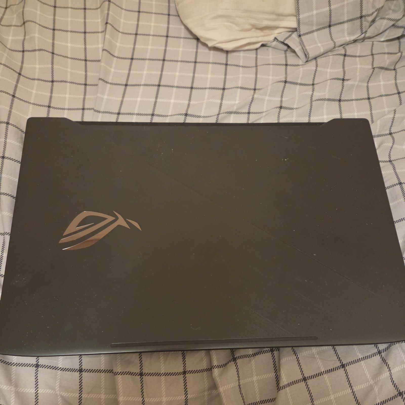 ASUS ROG SCAR STRIX GL703GE 