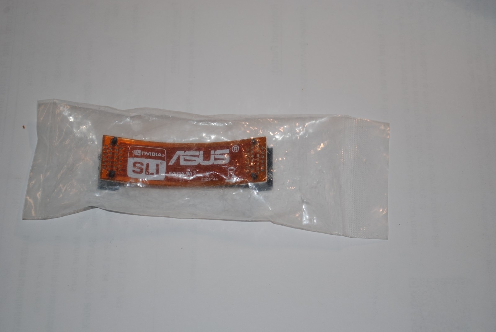 ASUS , nVIDIA, MSI GeForce Flexible SLi Bridge Ribbon Cable Connector 