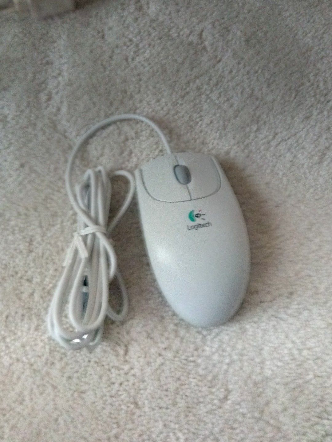 Logitech M-BJF58 Beige PS/2 Optical Mouse-RARE VINTAGE-SHIPS SAME BUSINESS DAY 