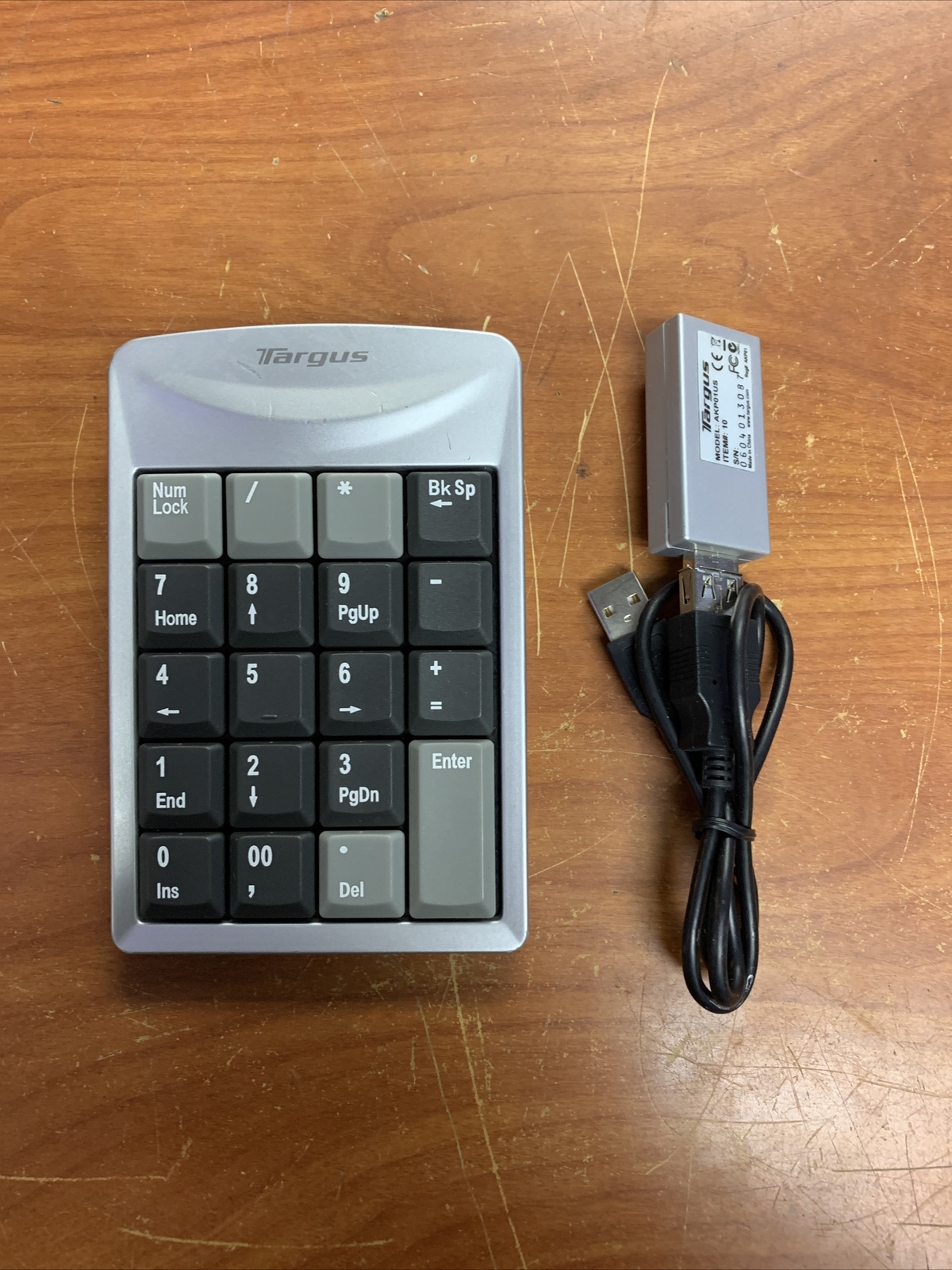 Targus AKP01US Wireless 10 Keypad Stow n Go Numeric Accounting Number Pad