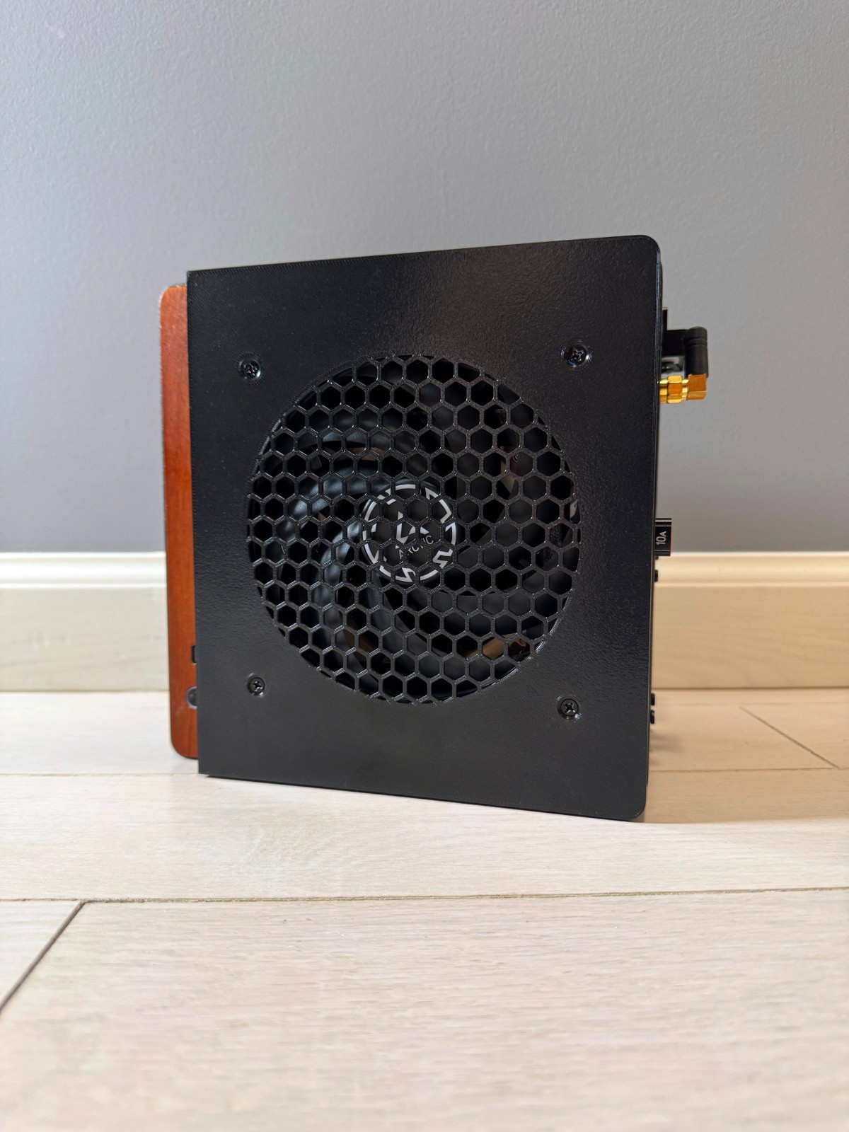 Jonsbo NV10 Side Panel Extender – 17mm CPU Cooler Space, 140mm Slim Fan Mount