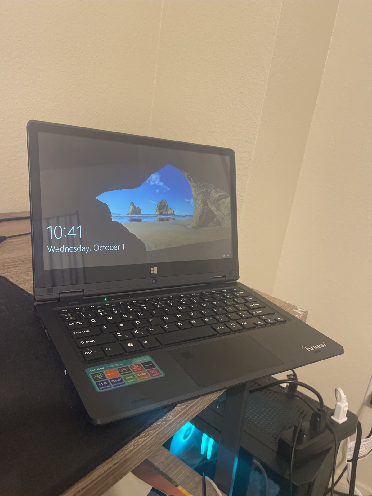 iView Maximus 4G 11.6" Touchscreen Laptop, 360 Convertible, Windows 10 Pro