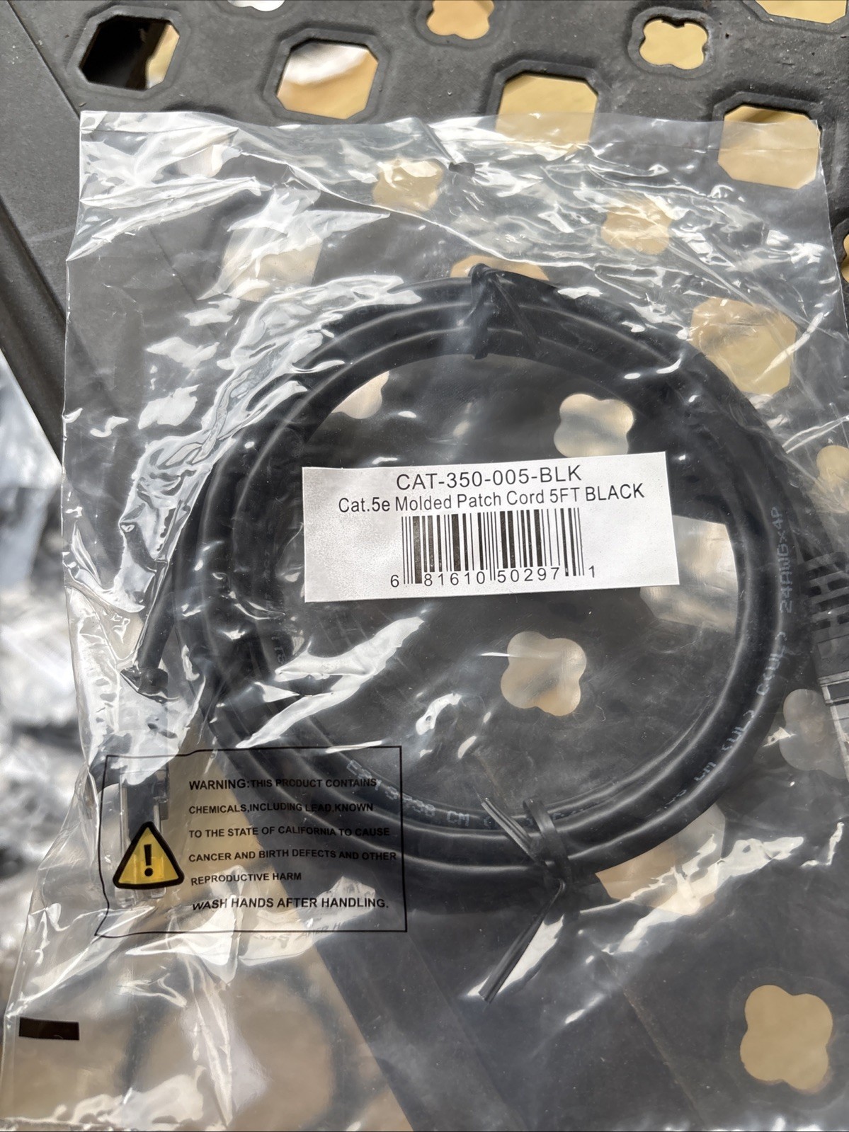 Category 5e Cat 5e Cat5e Ethernet LAN Molded Patch Black 5ft Cord Cable 350 MHz