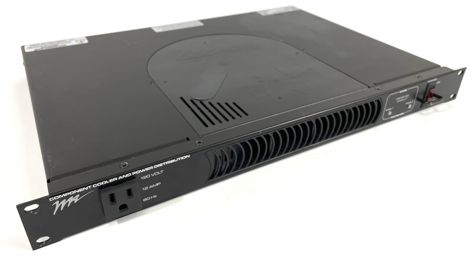 Middle Atlantic PDCOOL-1115R 10-Outlet Power Conditioner with Blower