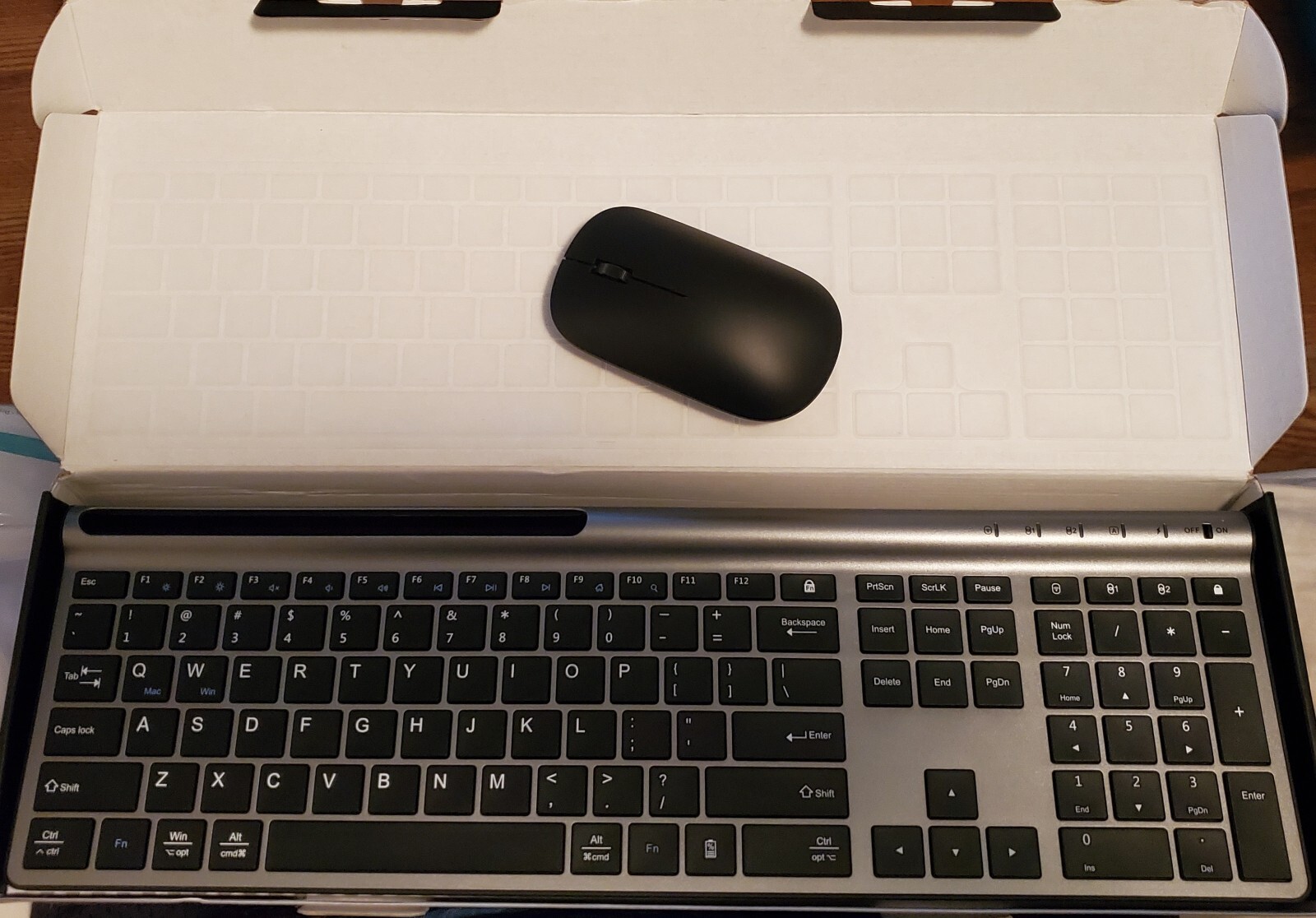 NEW~Chesona Multi-Device Bluetooth Full size Keyboard and Mouse~ Dell~HP~Lenovo•
