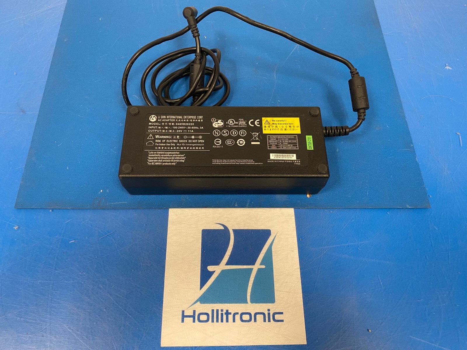 Genuine AC Adapter Li Shin 0405B20220 Power Supply 20V 11A 220W Alienware D9T