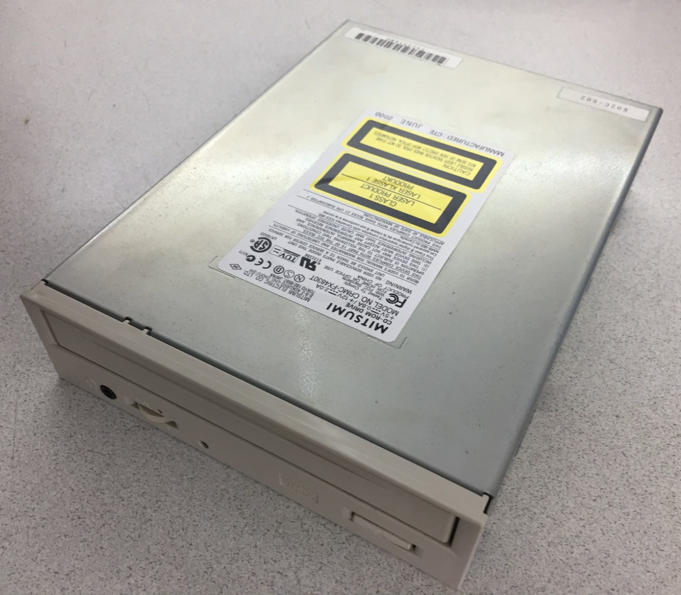 Mitsumi CRMC-FX4830T CD-ROM IDE Drive