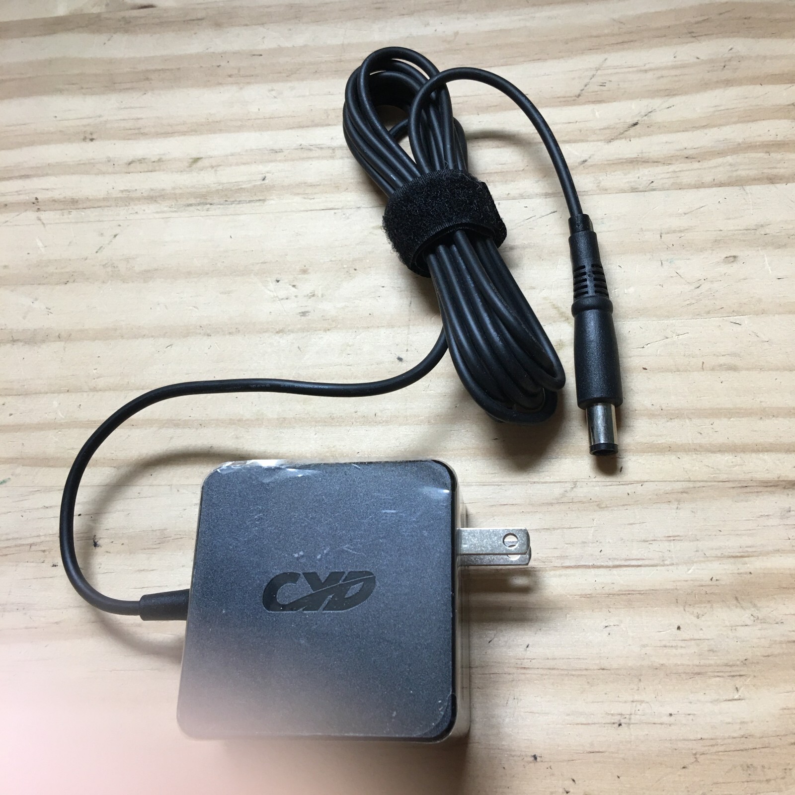 CKD Charger AC Power Adapter for ASUS CYD-45W AS 19.5V 2.37A 45W