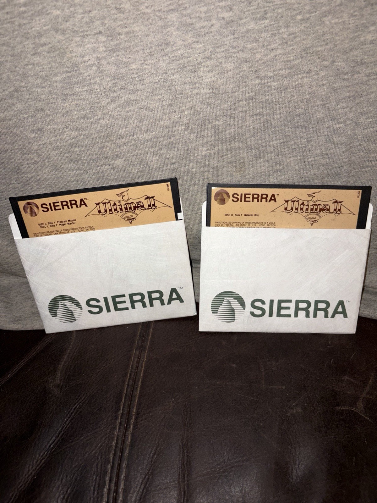 Ultima II Sierra on-line 2 disk Apple II 5.25" UL2G UL2M vintage 1982