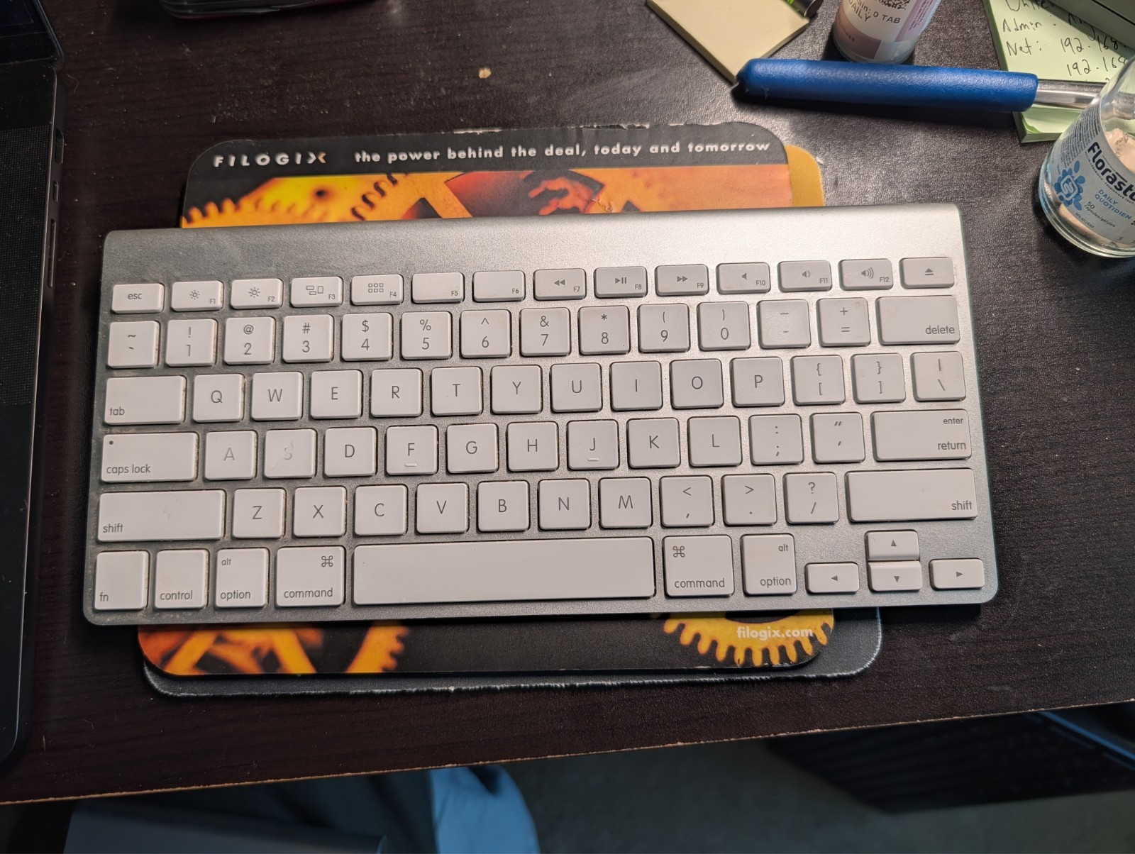 Apple Wireless Keyboard A1314 – Heavy Wear – Space Bar Issue – For Repair/Parts