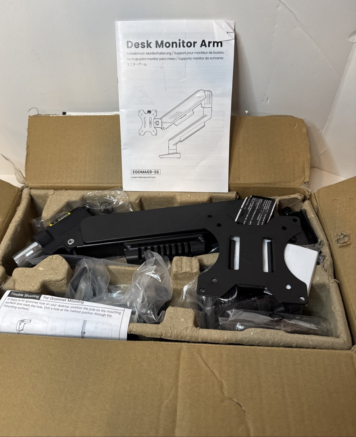 ErGear Single Monitor Arm, Fully Adjustable Mount for 13"-34", Black 
