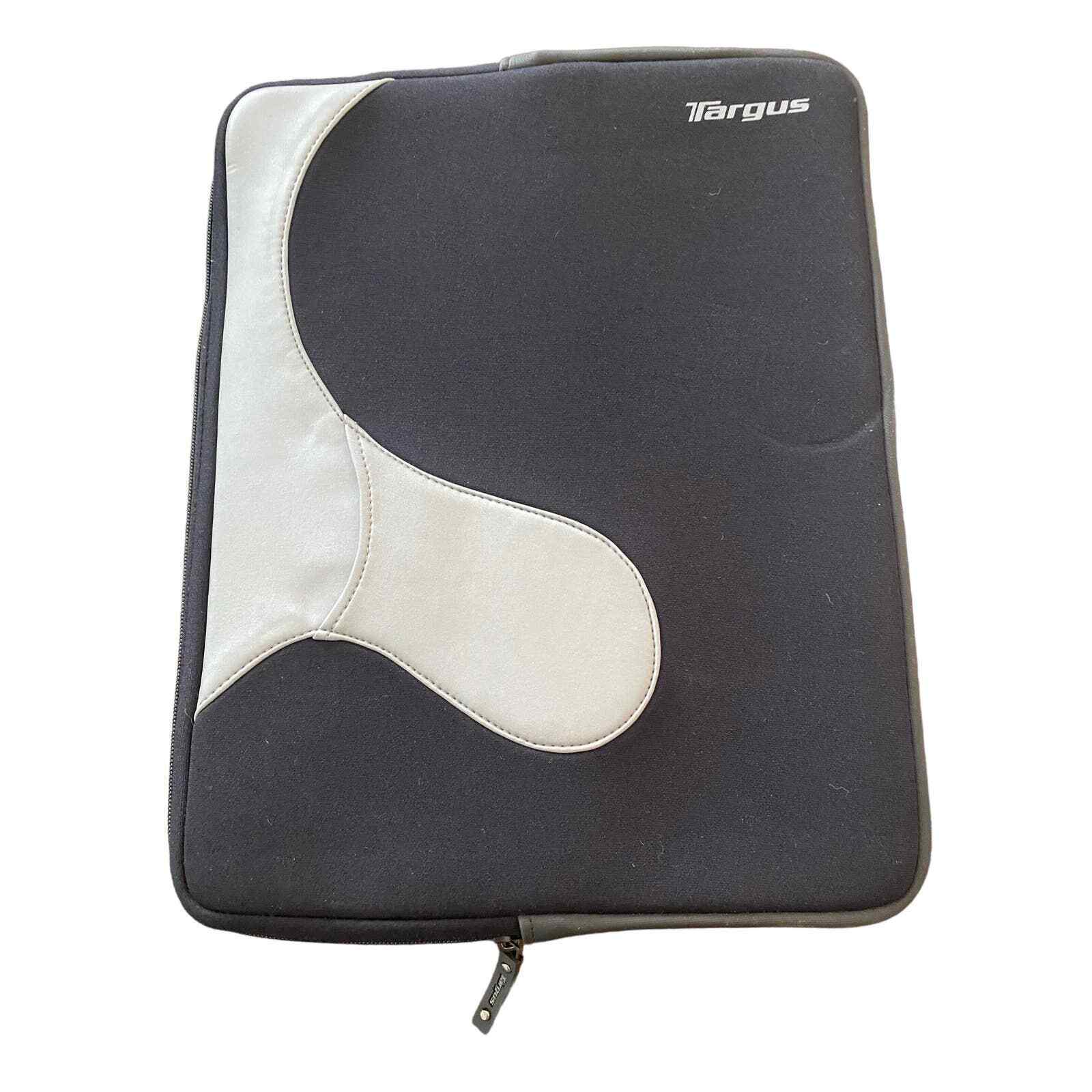New Targus black Neoprene and gray leather laptop sleeve case zip-up 15