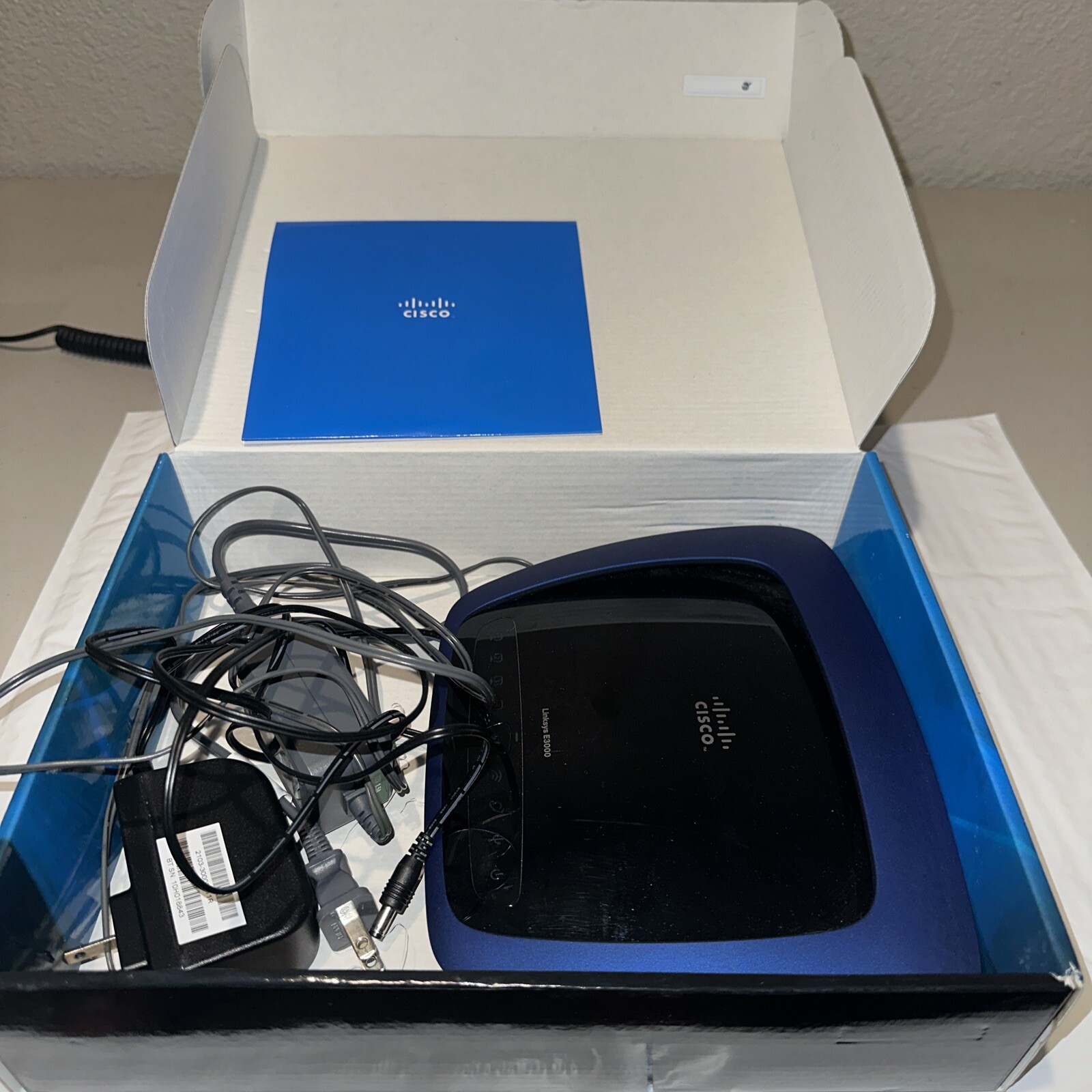 Cisco Linksys E3000 High Performance Wireless-N Router Dual Band