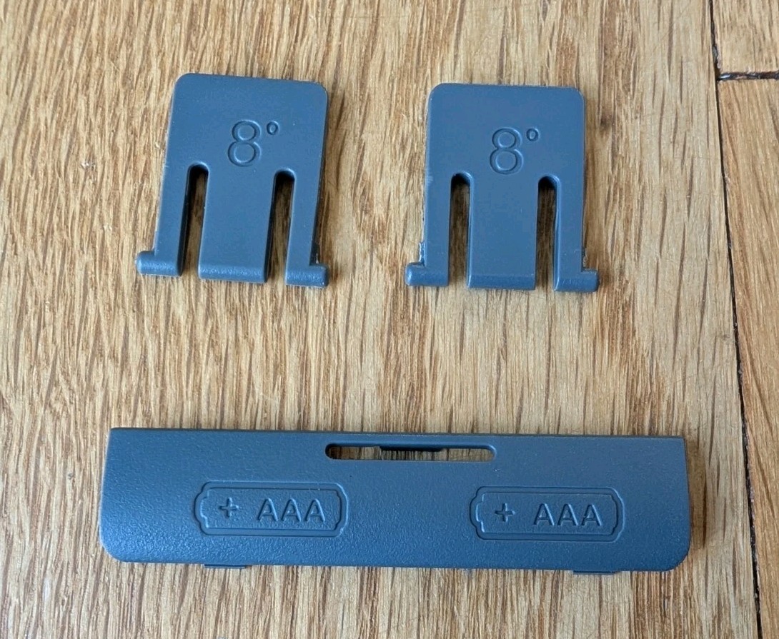 Genuine OEM Logitech K270 Wireless Keyboard 2 Feet & Battery Cover Gray Parts