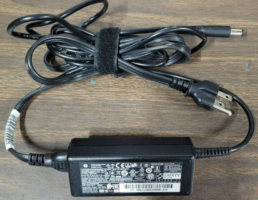 HP 756413-003 PPP009D 65W Smart AC Adapter 19.5V 3.3A