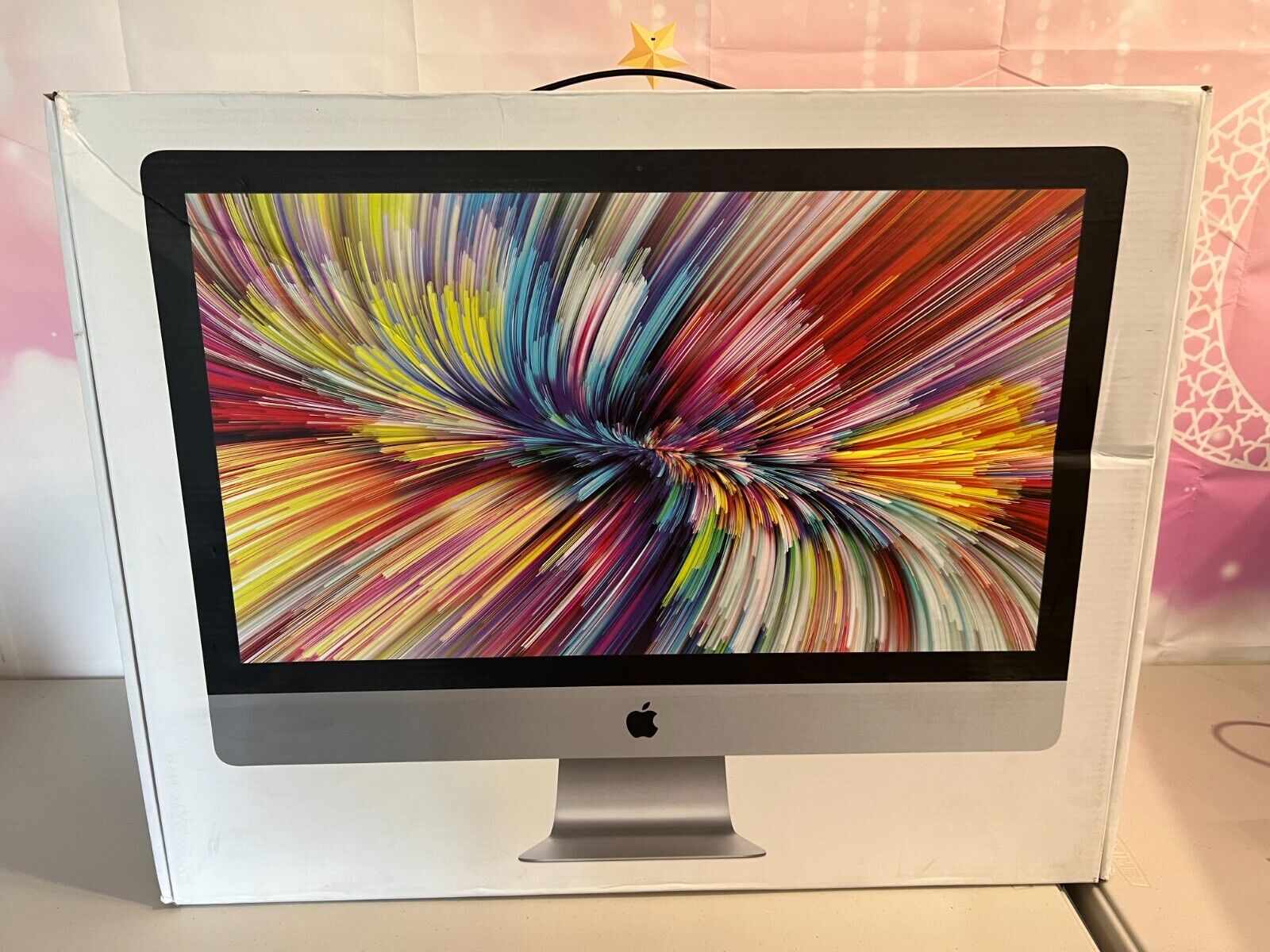 New Old Stock Apple iMac (Retina 5K, 27-inch, 2019) i5 32GB RAM 512GB SSD RX580X