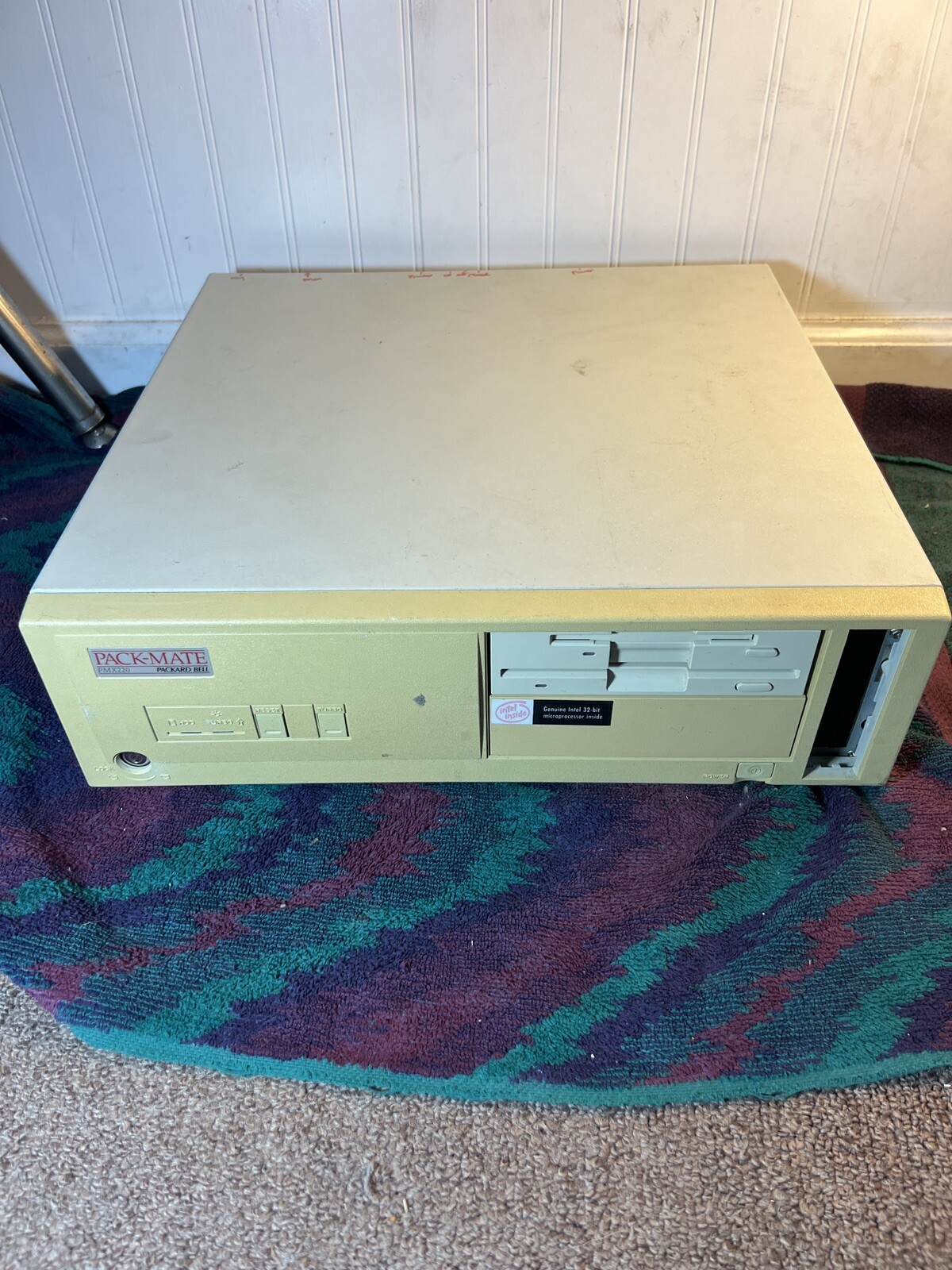 Vintage Packard Bell PB400 Pack-Mate PMX220 Desktop Computer