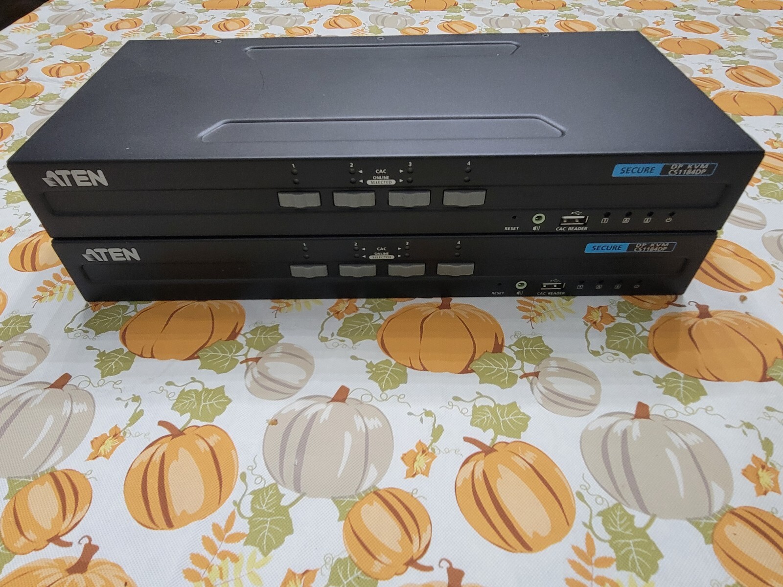 2x ATEN Technology CS1184DP Aten 4-Port DP DisplayPort KVM Switch Single QTY: 2