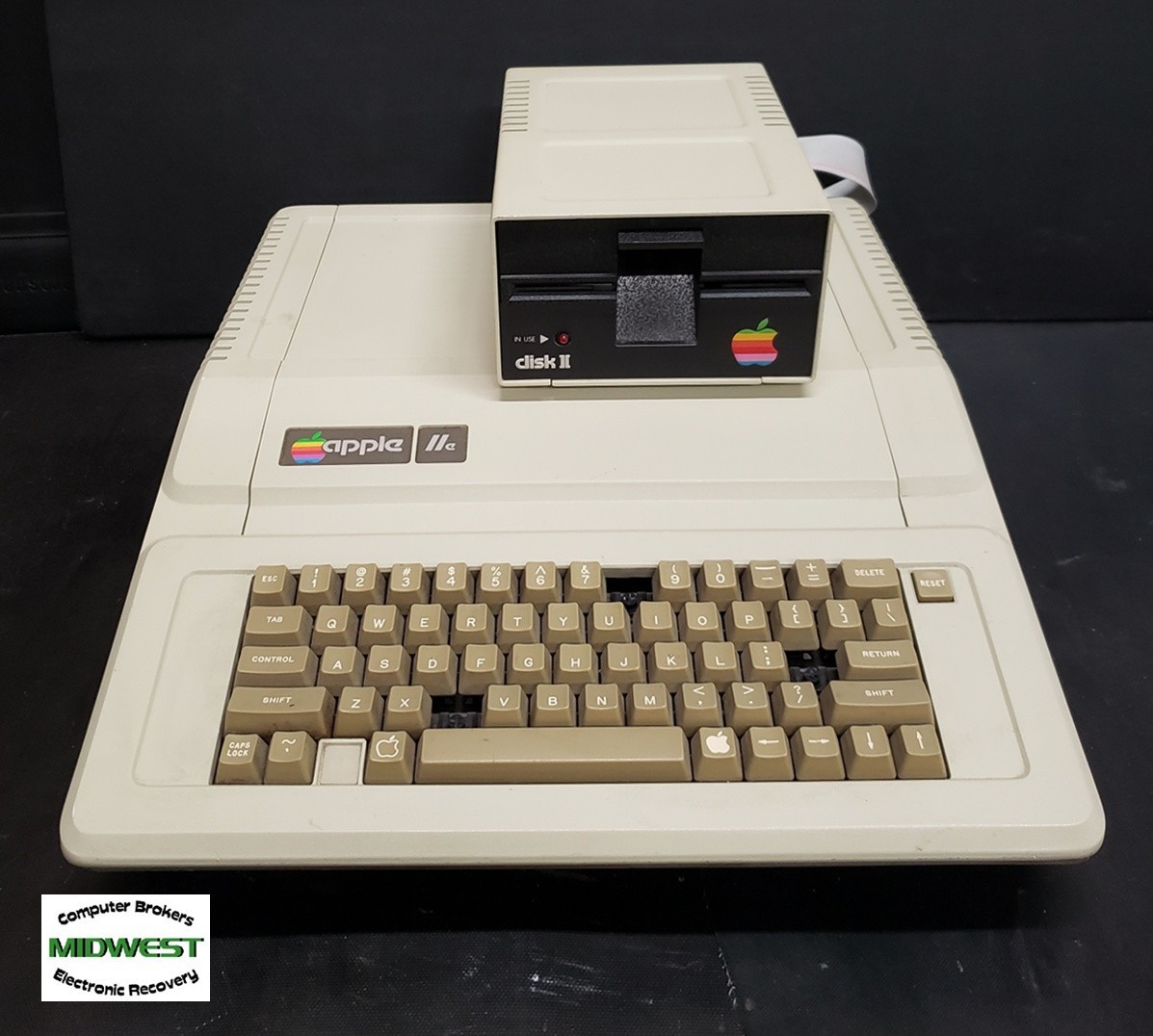 Apple IIe Computer A2S2064 DISK II A2M0003 Drive w/ Super Serial & 80-Col Cards