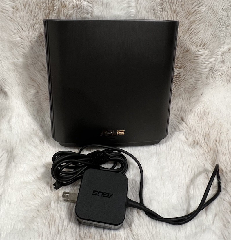 ASUS ZenWiFi XT8 Tri-Band Mesh Wifi Router Wi-Fi 6 AX6600 Black - Single Unit