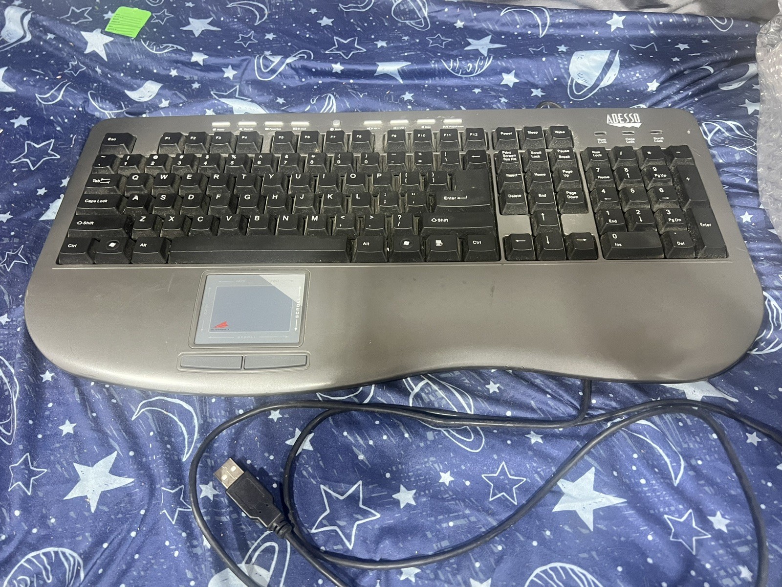 Adesso Win Touch Pro Desktop Multimedia USB QWERTY Keyboard Windows 10 AKB-430UG