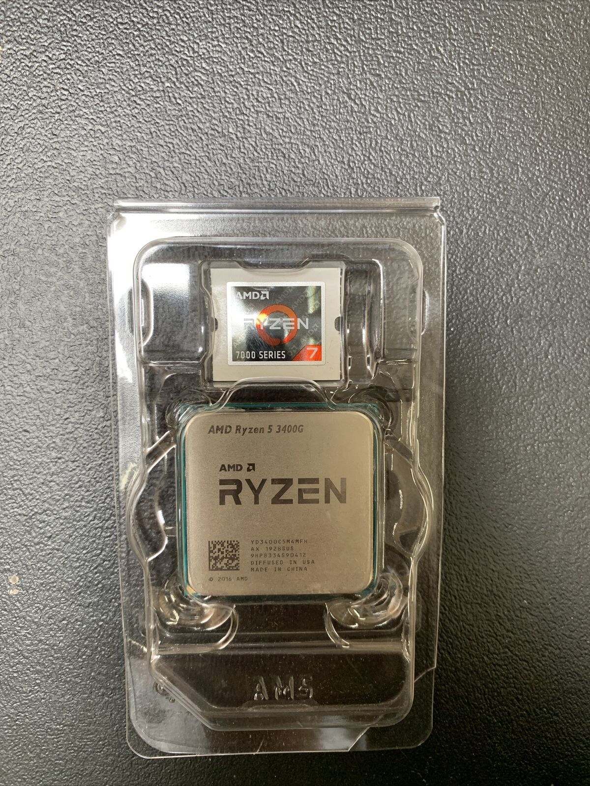 AMD Ryzen 5 3400G 3.7 Ghz (YD3400C5M4MFH) Processor