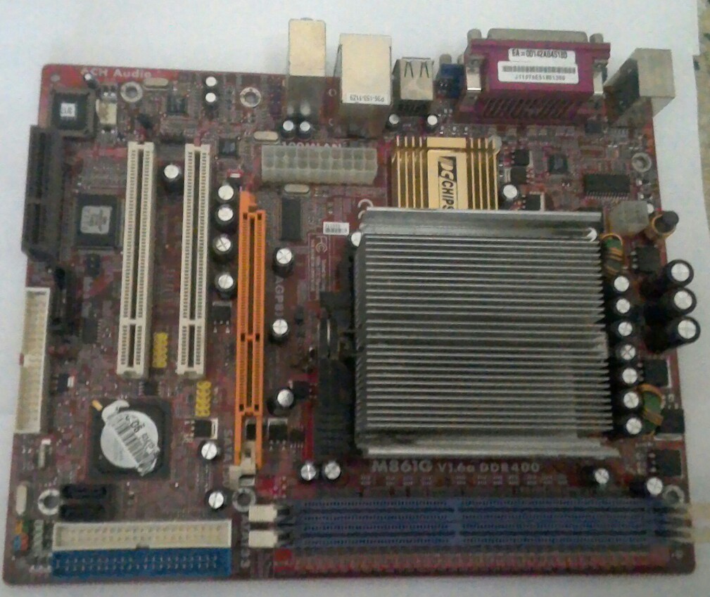 PC CHIPS M861G Motherboard - DESKTOP BOARD WITH CABLES, MICROPROCESSOR SEE NOTES