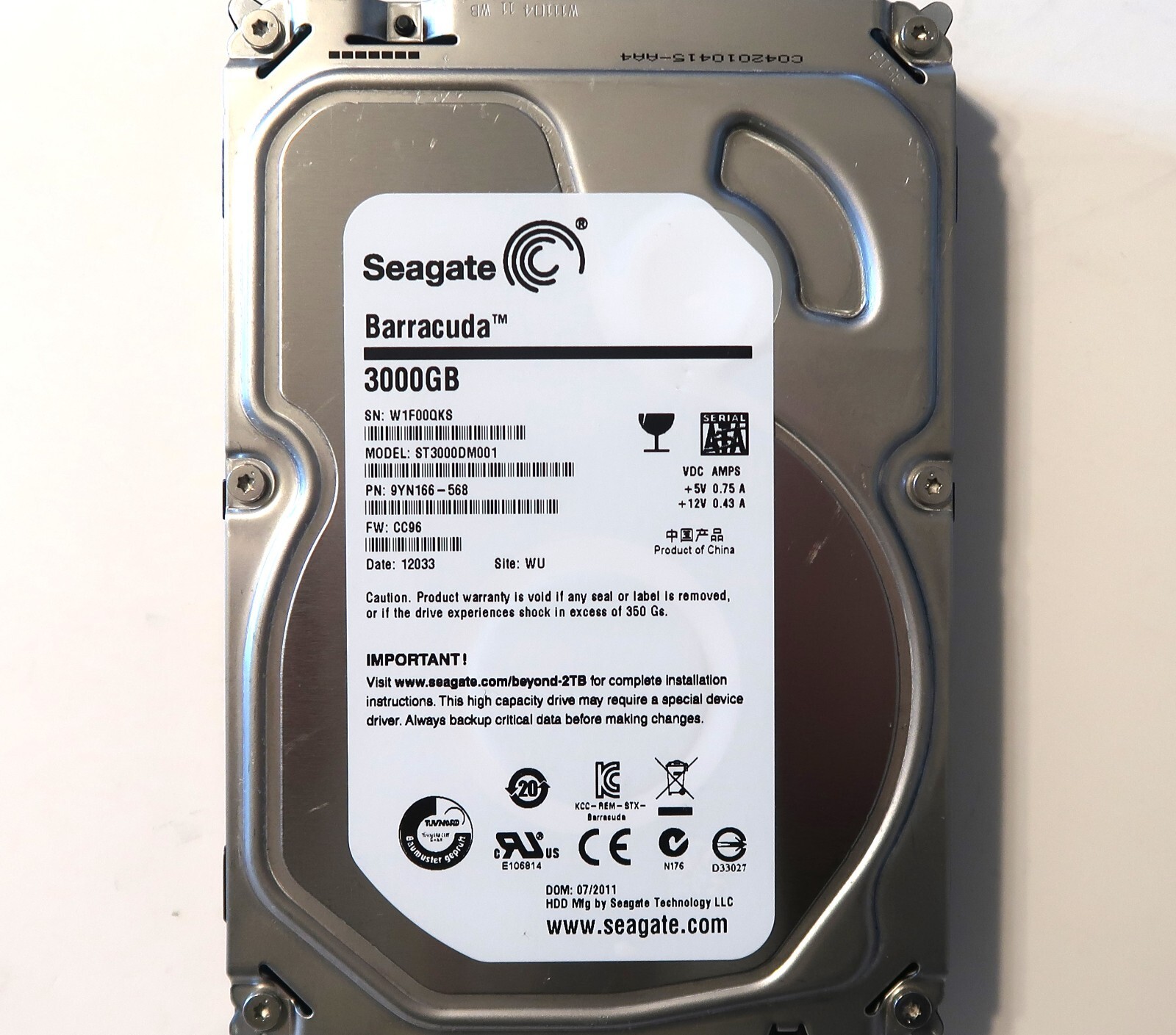 Seagate ST3000DM001 9YN166-568 FW:CC96 WU China (W1F) 3.0TB 3.5" Sata 07/2011